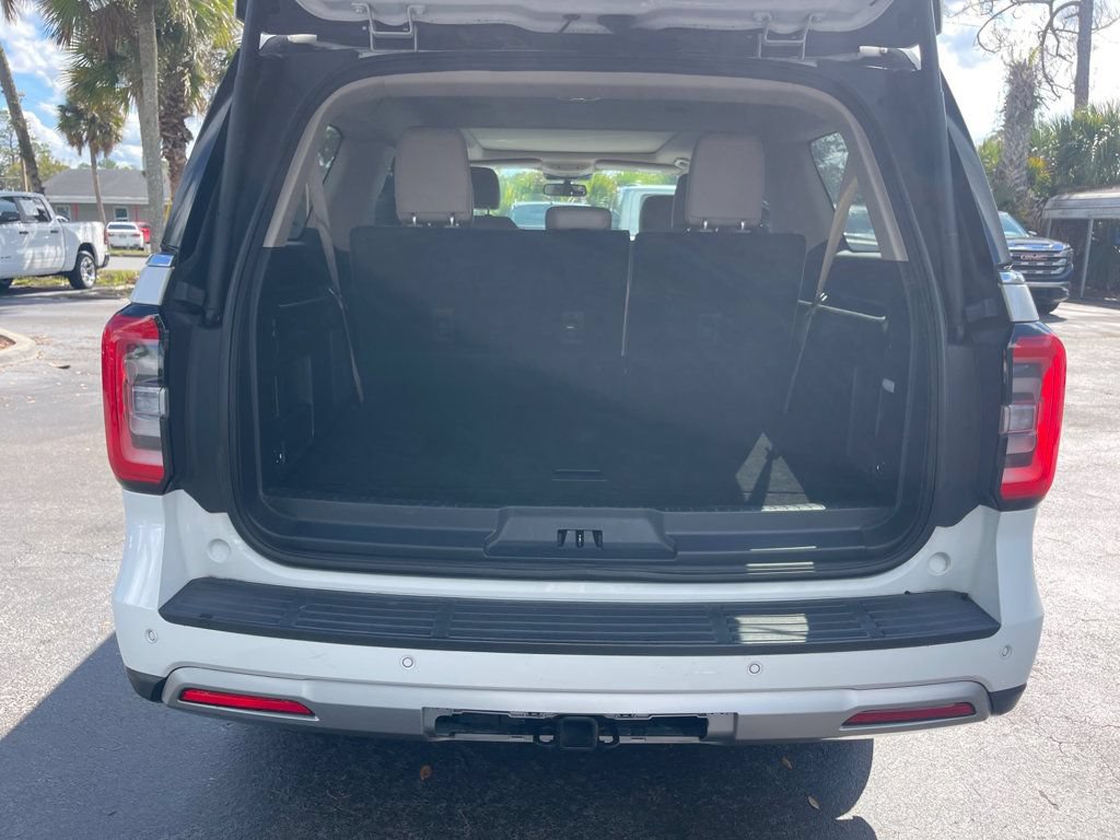 Used 2024 Ford Expedition Max Limited RWD image 5
