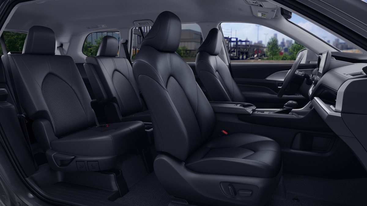 New 2026 Toyota Grand Highlander FWD image 20