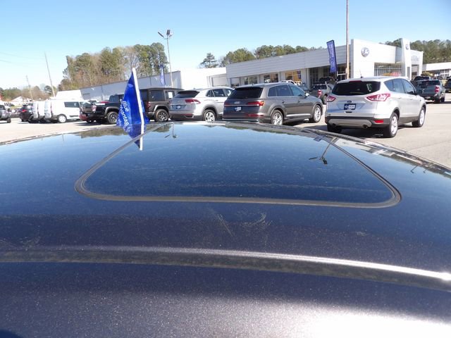 Used 2018 Honda Civic Touring image 11