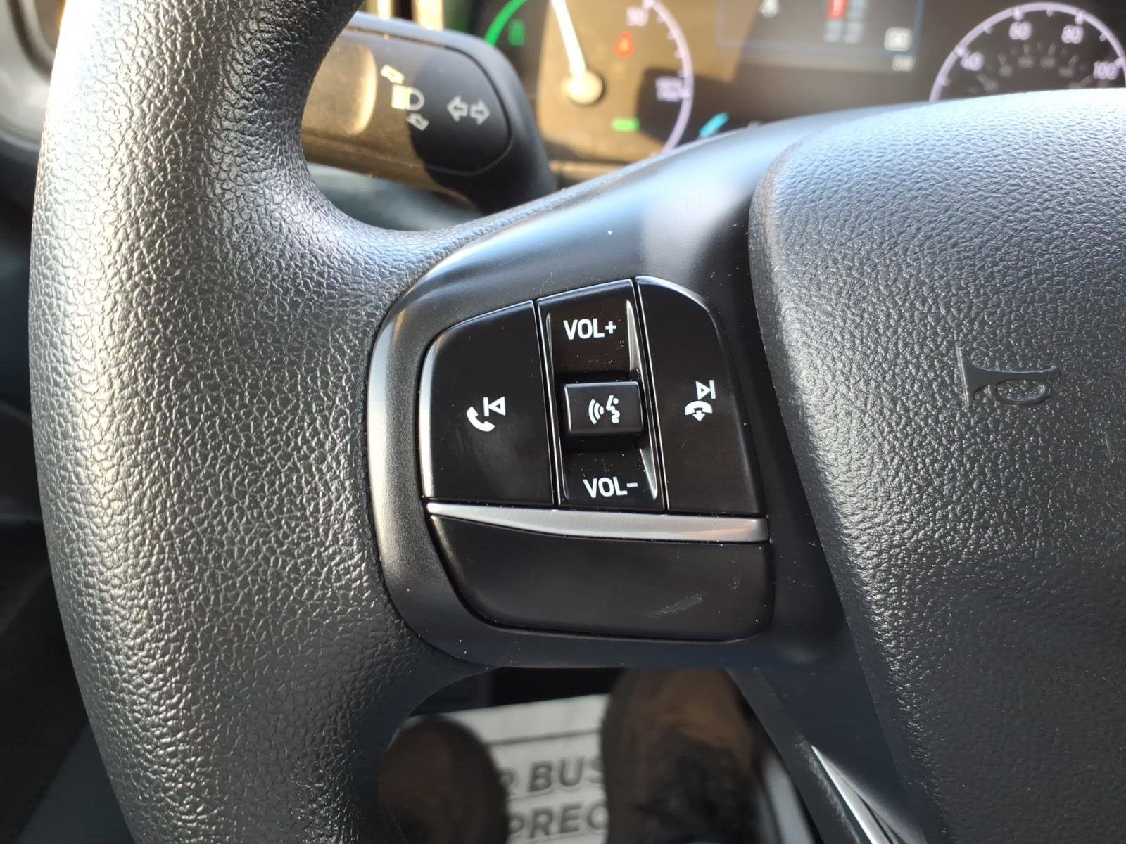 Used 2022 Ford Maverick XL image 18