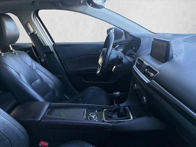 Used 2017 MAZDA MAZDA3 Grand Touring w/ Premium Equipment Package FWD image 12