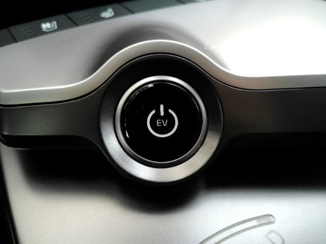 Used 2023 Kia EV6 Wind image 52