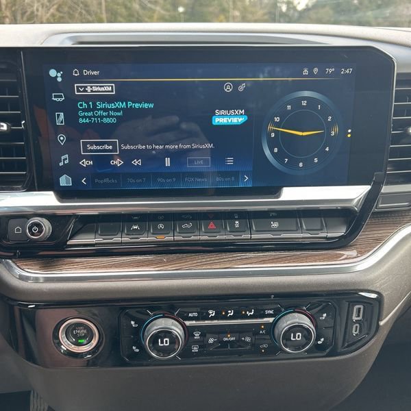 Used 2024 Chevrolet Silverado 1500 LT image 7