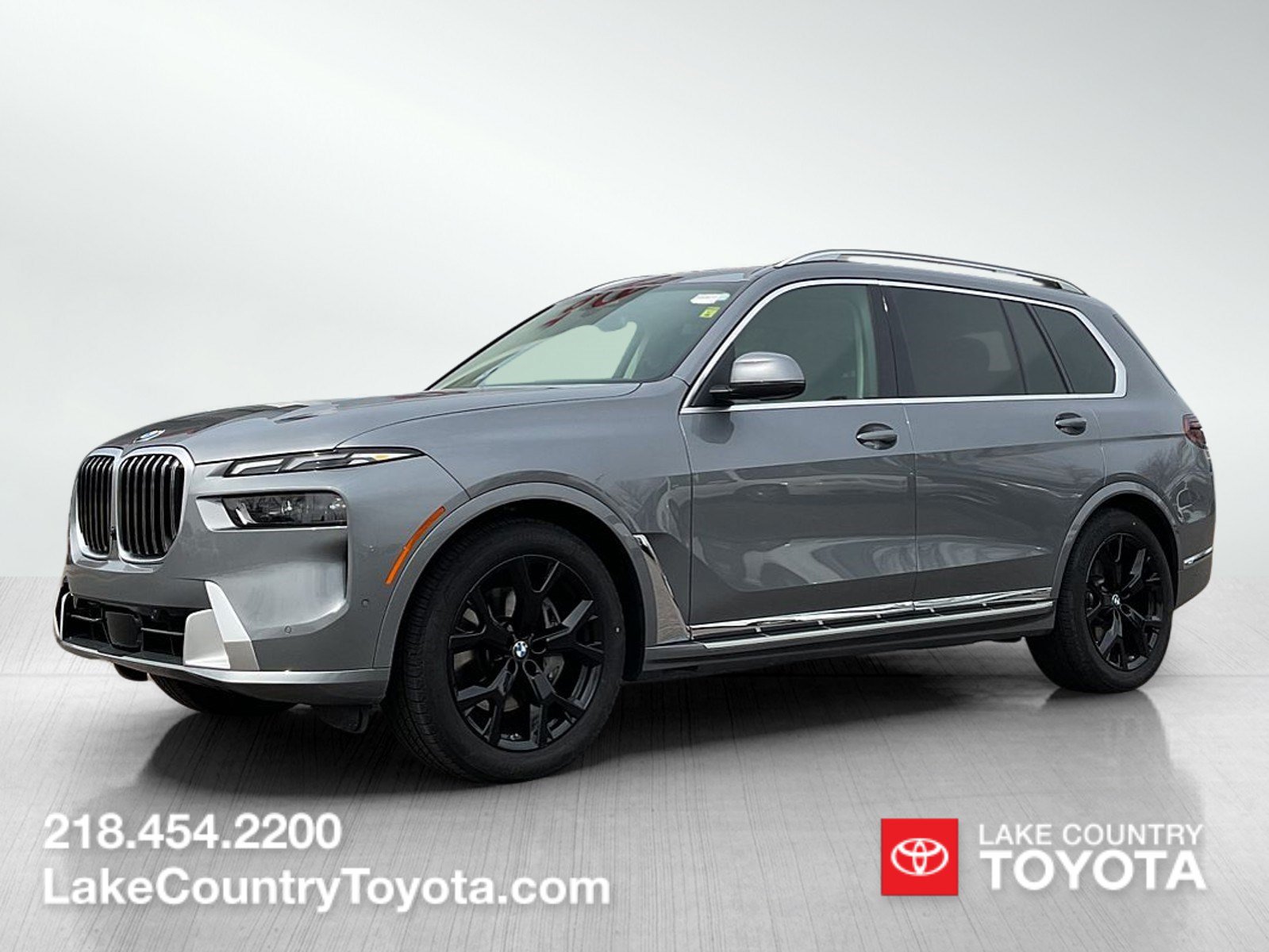 Used 2026 BMW X7 xDrive40i AWD/4WD image 1