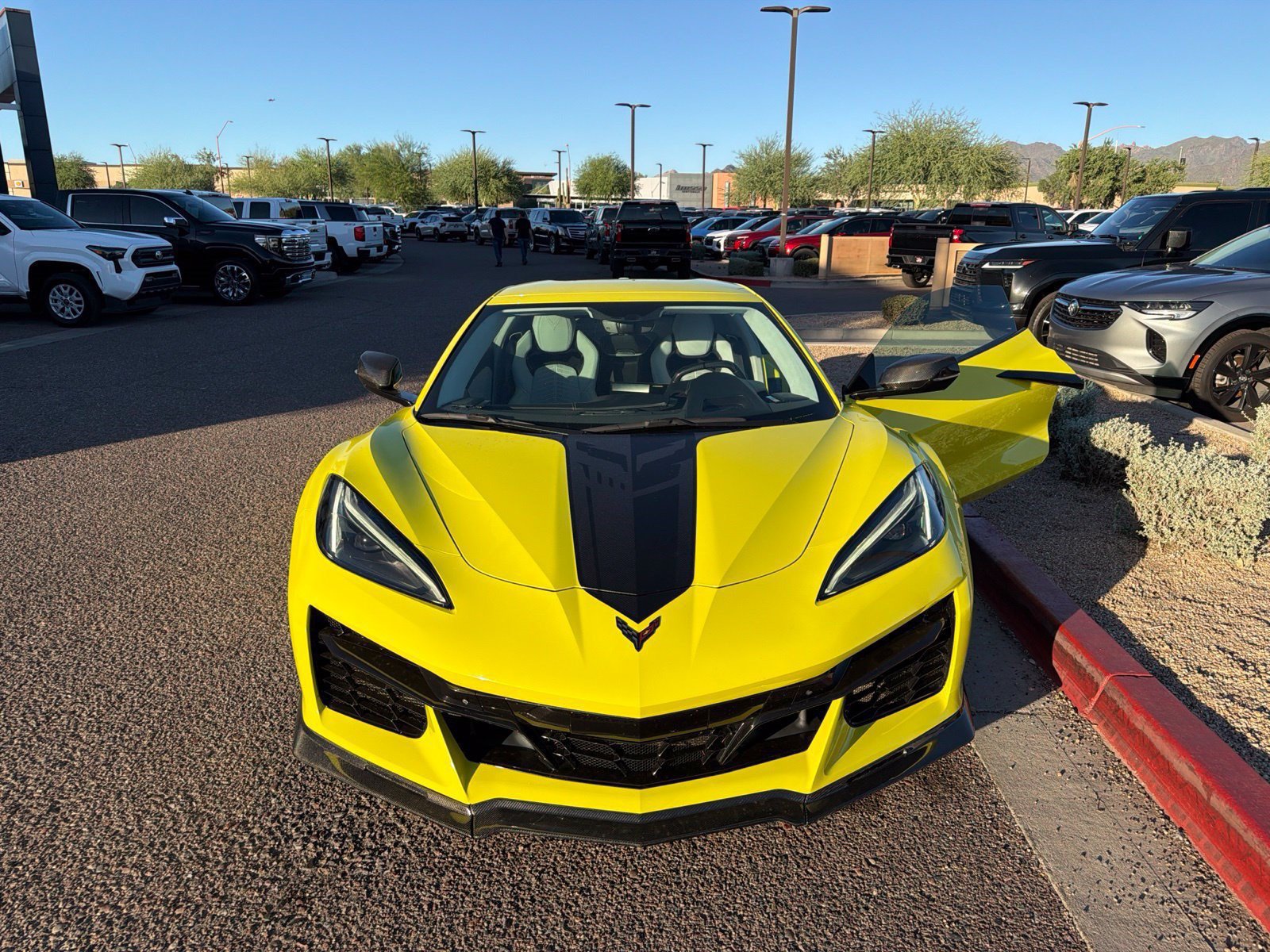 Used 2023 Chevrolet Corvette Z06 RWD image 4