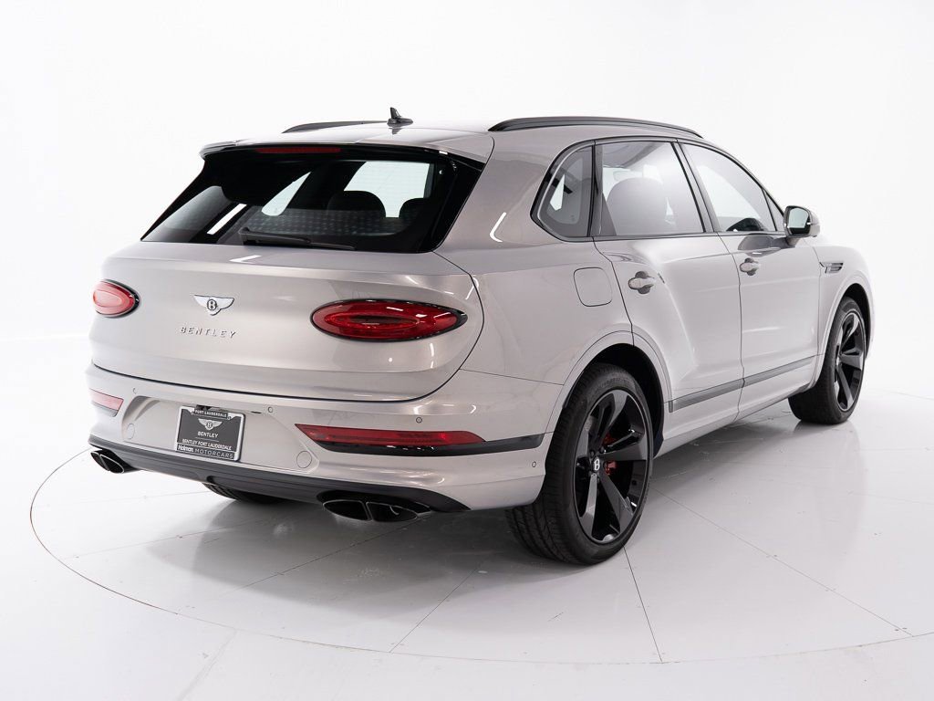 New 2025 Bentley Bentayga image 5