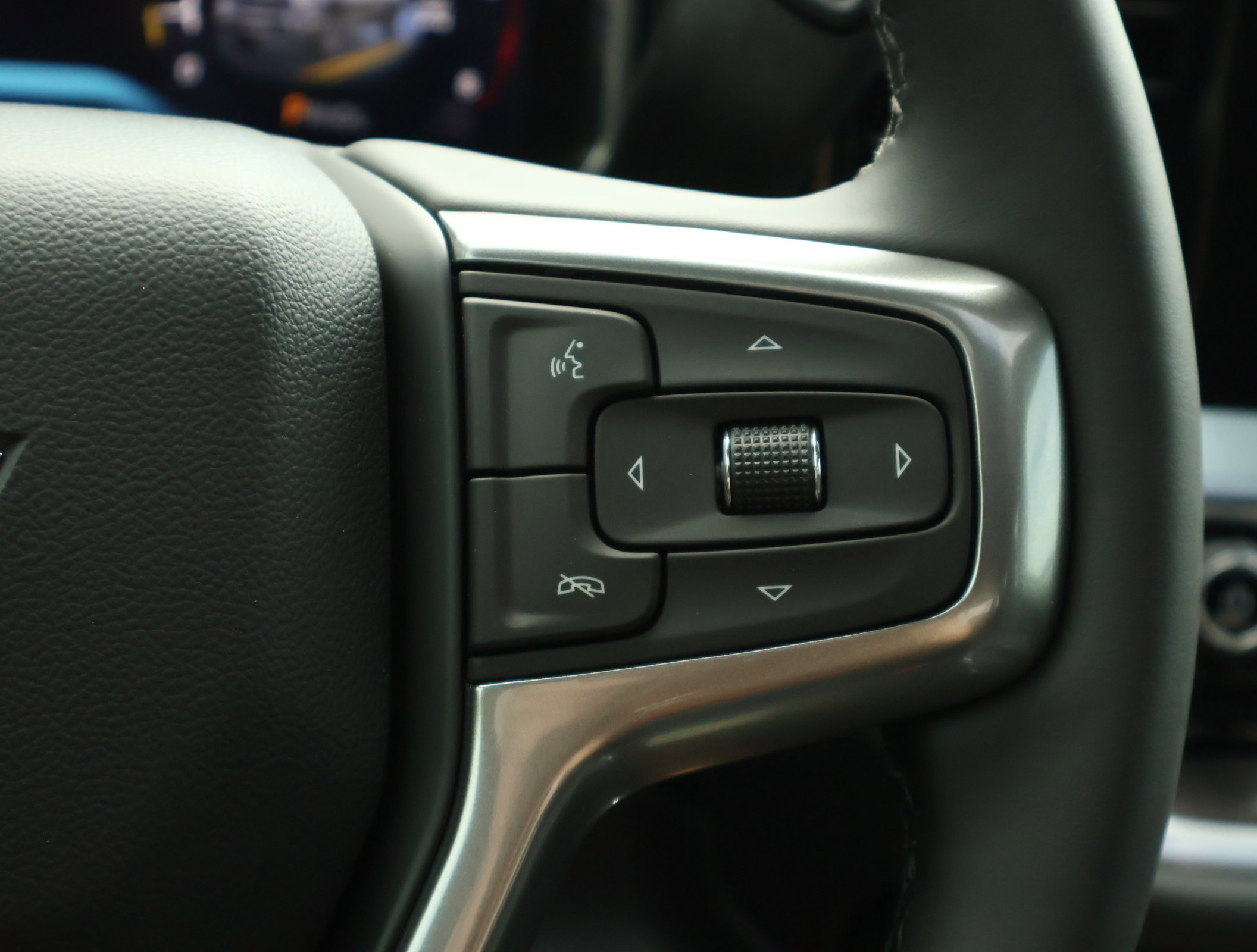 New 2026 Chevrolet Silverado 2500 LTZ w/ LTZ Convenience Package AWD/4WD image 17