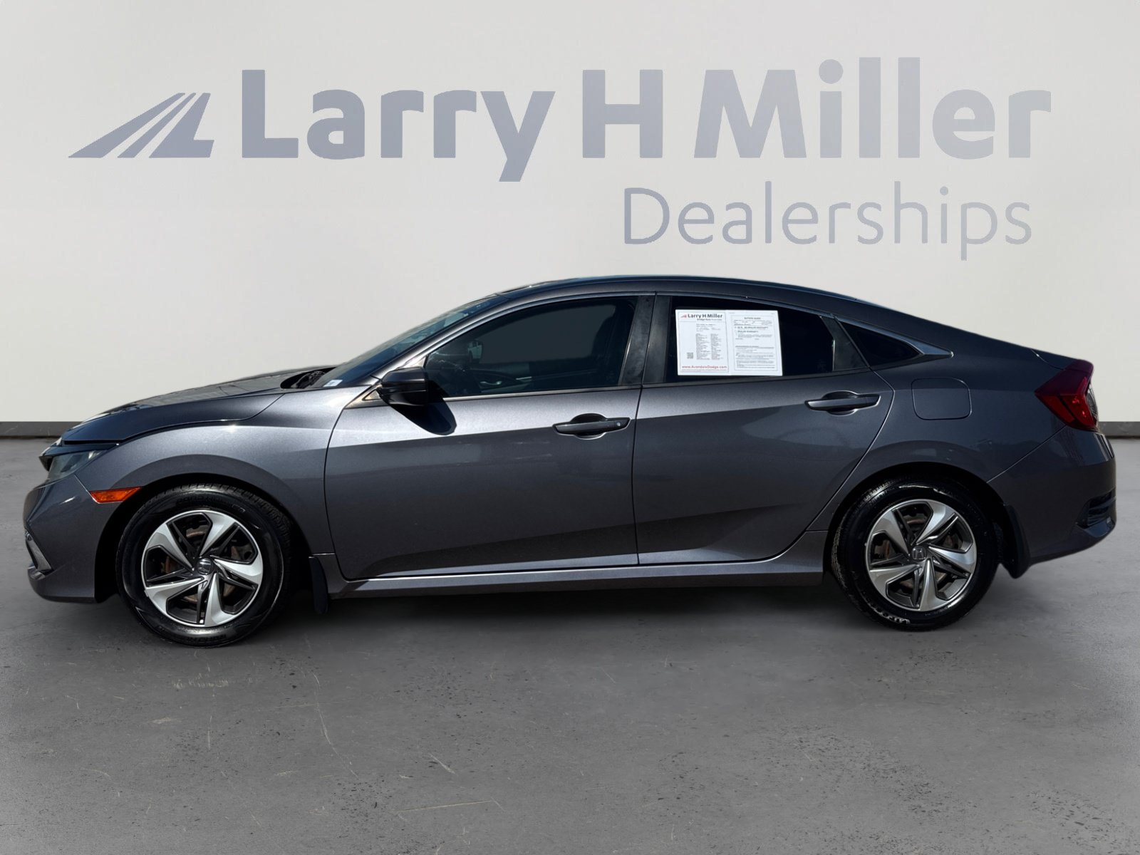 Used 2020 Honda Civic LX image 2