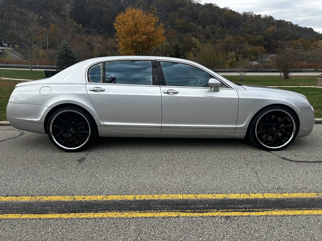 Used 2007 Bentley Flying Spur Flying Spur image 4