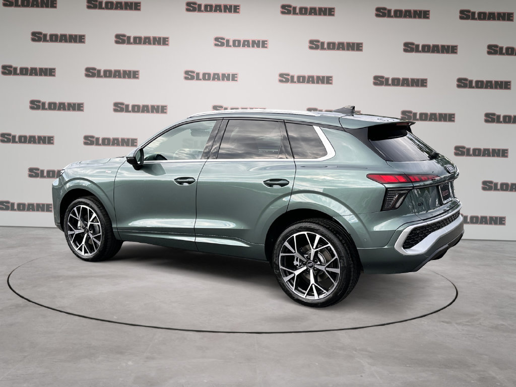 New 2026 Audi Q3 quattro 2.0T AWD/4WD image 3