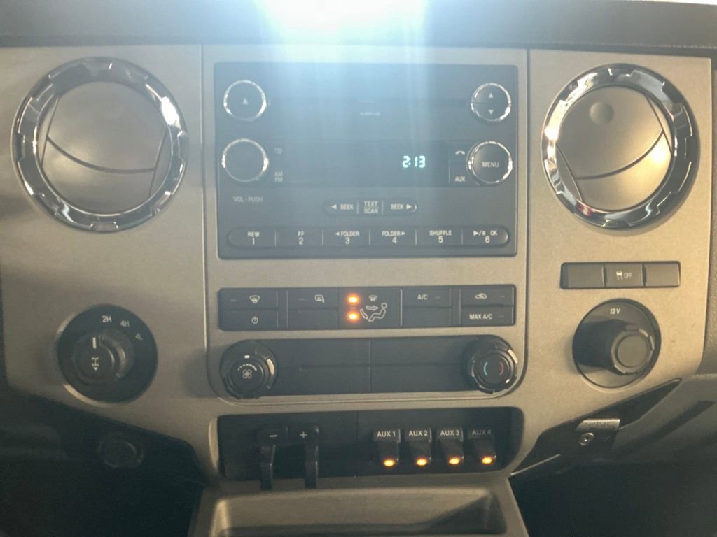 Used 2015 Ford F250 XLT w/ Snow Plow Prep Package AWD/4WD image 23