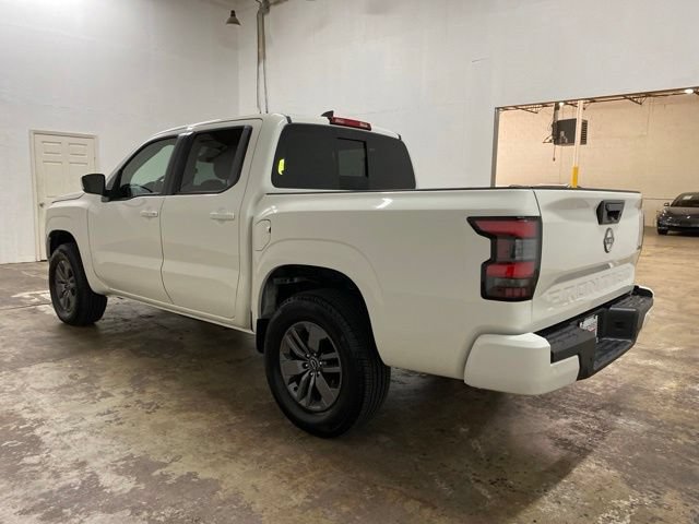 Used 2026 Nissan Frontier SV AWD/4WD image 3