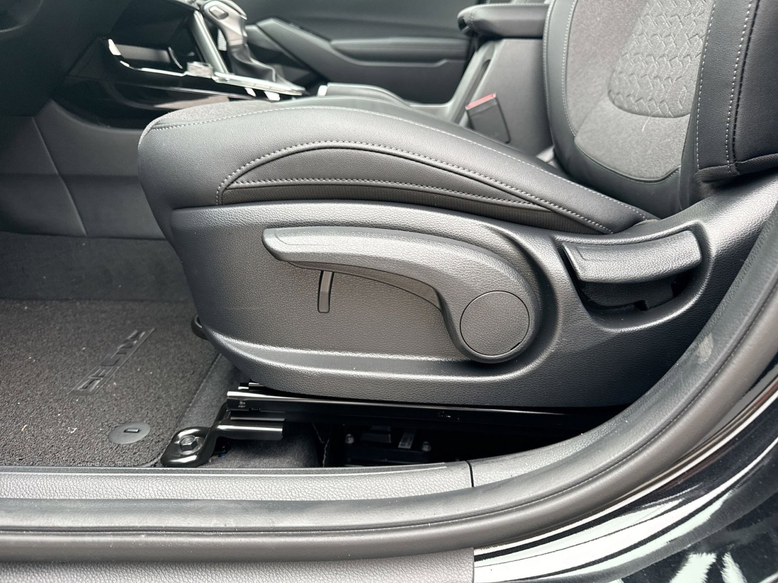 New 2026 Kia Seltos S image 14