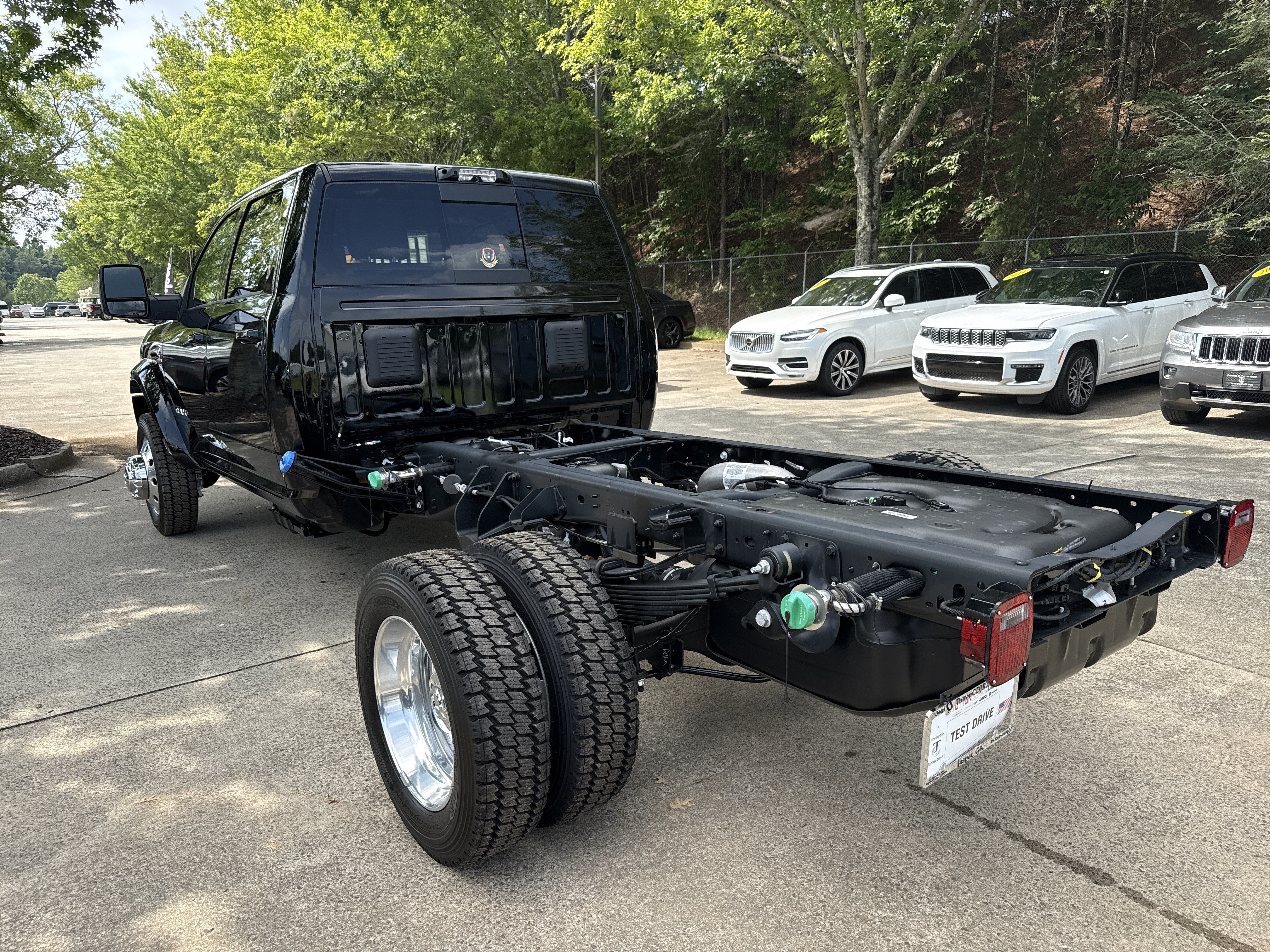 New 2026 RAM 5500 4x4 Crew Cab w/ Laramie Trim Package image 5