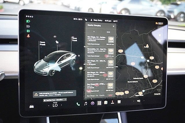 Used 2019 Tesla Model 3 Mid Range RWD image 41