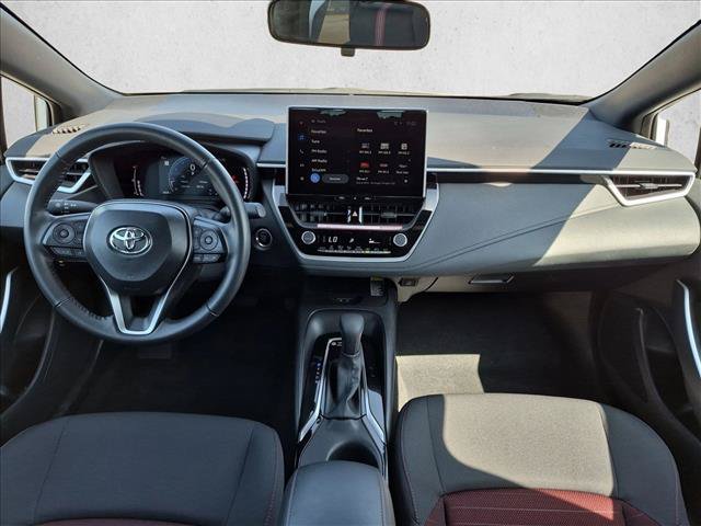 Certified 2025 Toyota Corolla SE w/ SE Premium Package FWD image 18