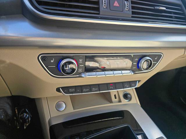 Certified 2025 Audi Q5 2.0T Premium w/ Convenience Plus Package image 30