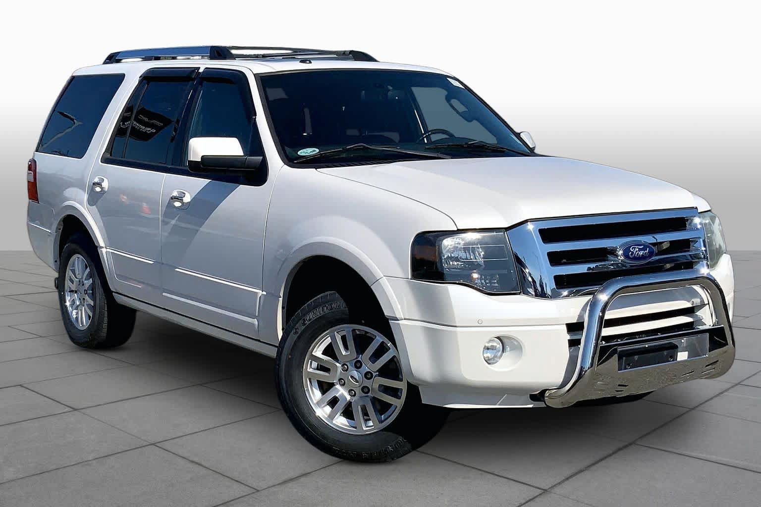 Used 2013 Ford Expedition Limited AWD/4WD image 2
