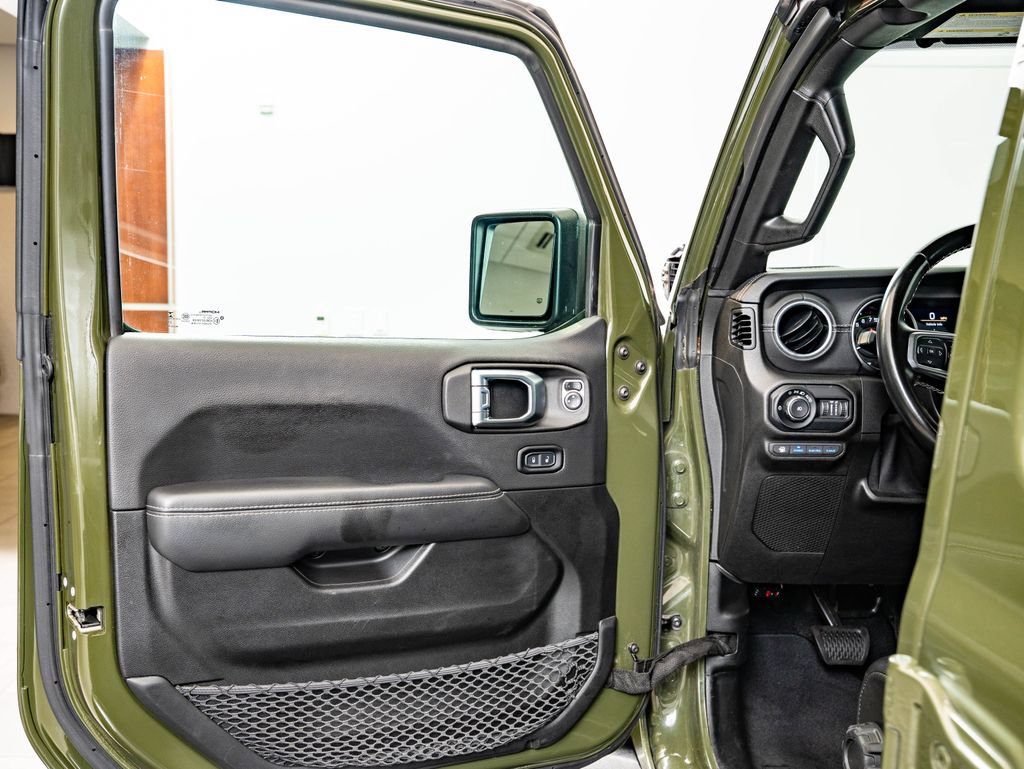 Used 2021 Jeep Wrangler Unlimited Sahara AWD/4WD image 23