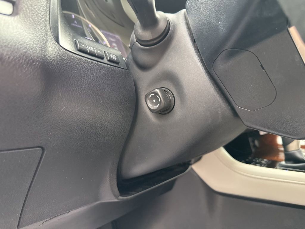 Used 2019 Lexus RX 350 FWD w/ Navigation Package image 9