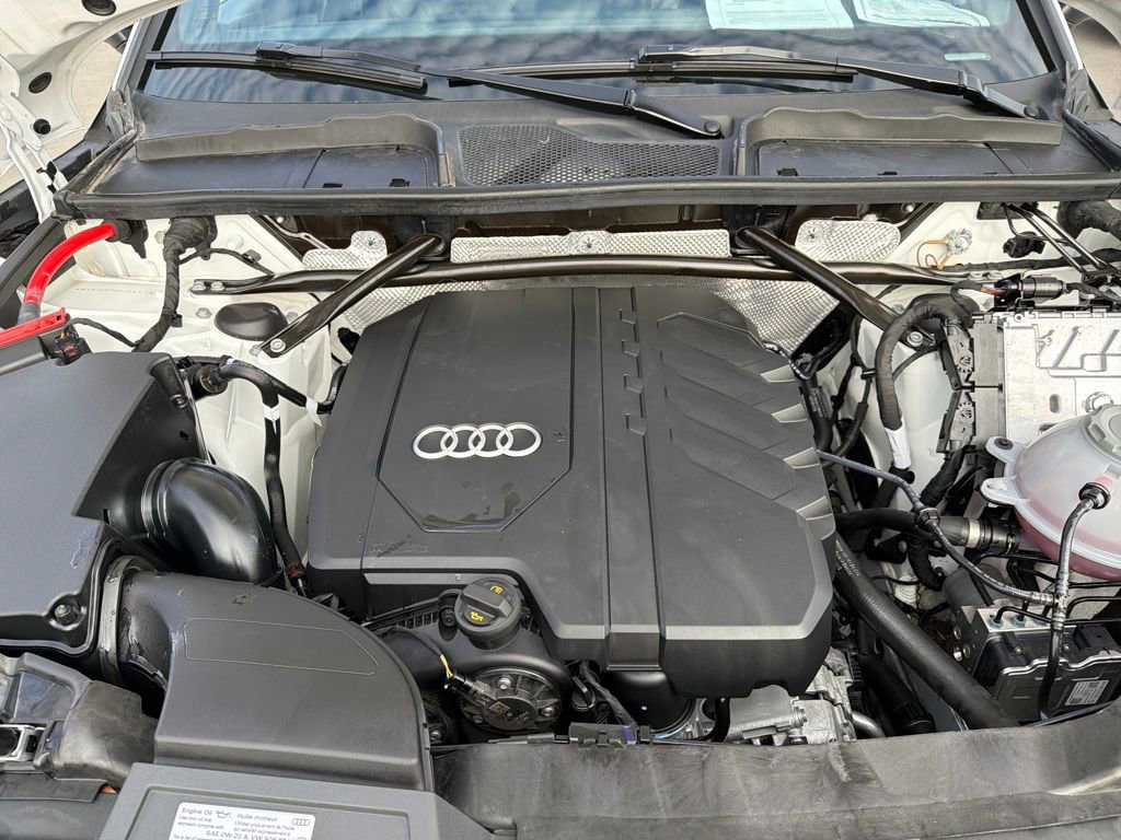 Used 2025 Audi Q5 2.0T Premium image 13