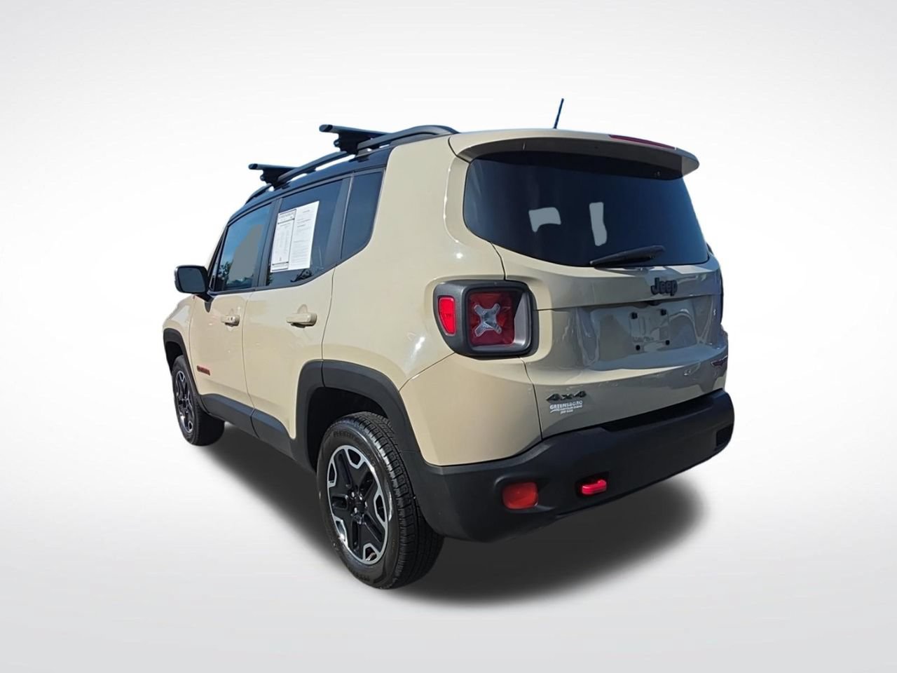 Used 2016 Jeep Renegade Trailhawk AWD/4WD image 3
