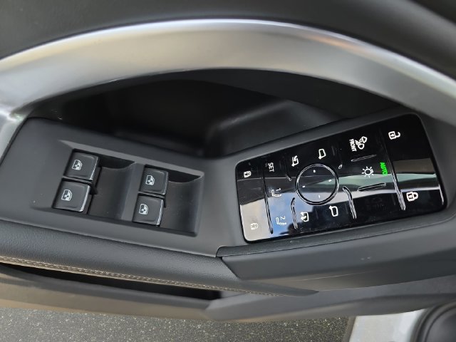 Used 2025 Audi Q5 Premium Plus w/ Premium Plus AWD/4WD image 27