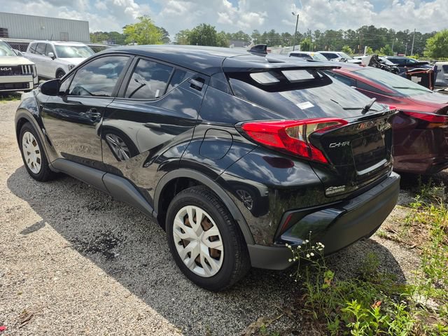 Used 2019 Toyota C-HR LE FWD image 2