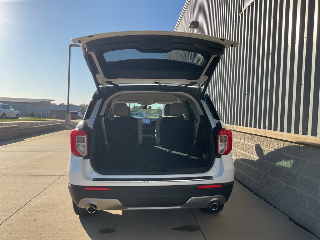 Used 2023 Ford Explorer Limited w/ Equipment Group 301A image 26