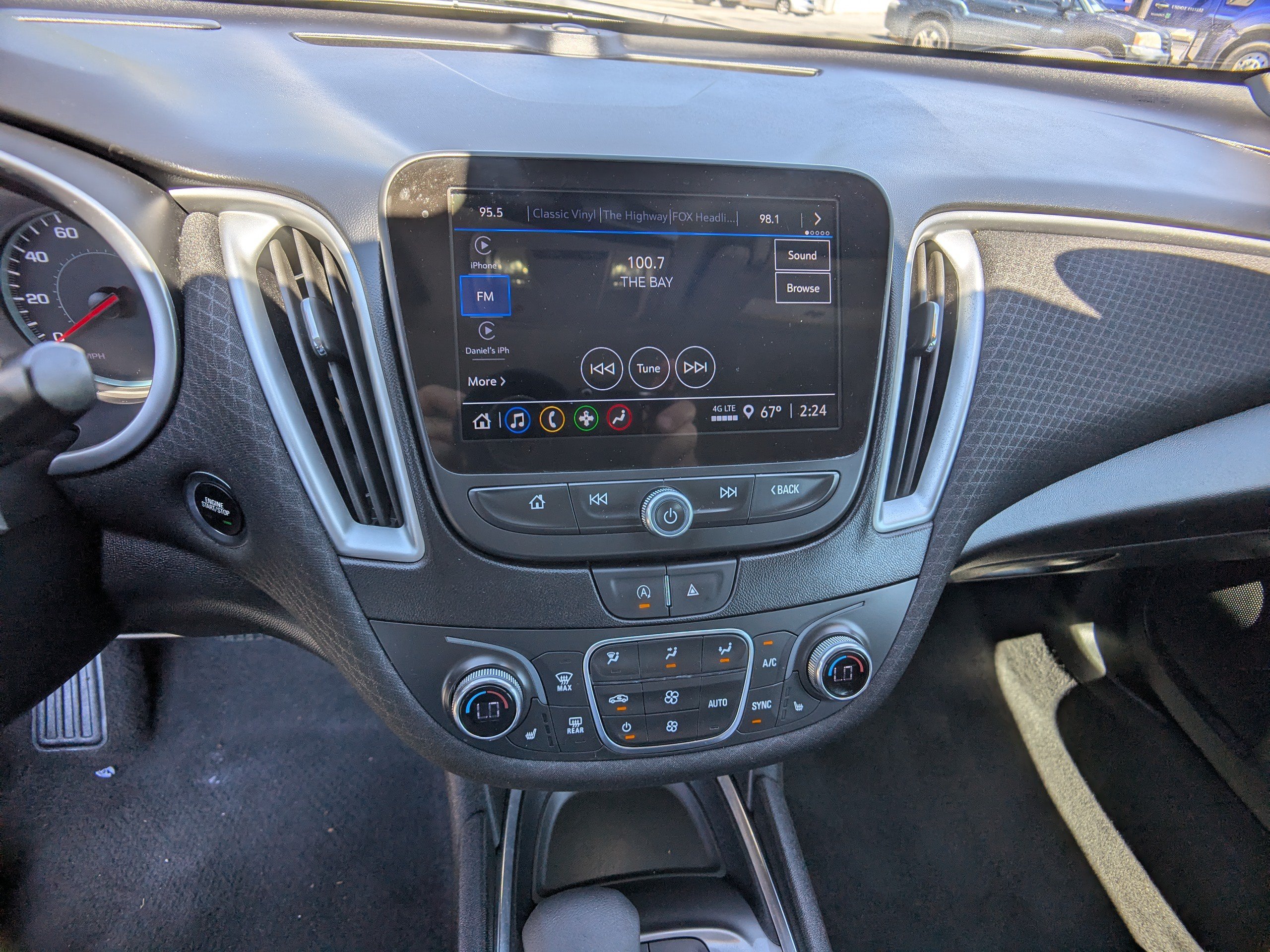 Used 2024 Chevrolet Malibu LT FWD image 20