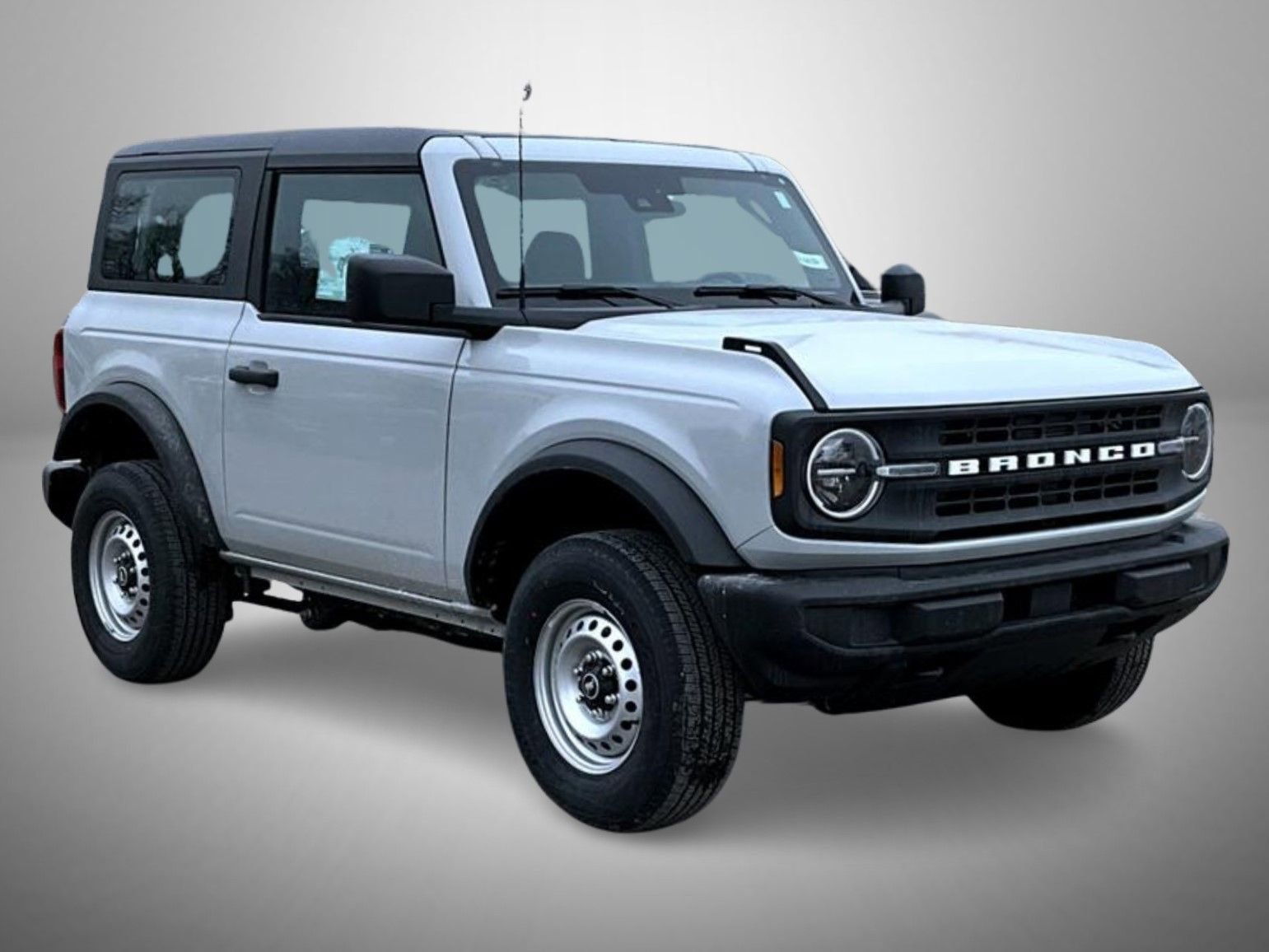 New 2026 Ford Bronco Base image 3