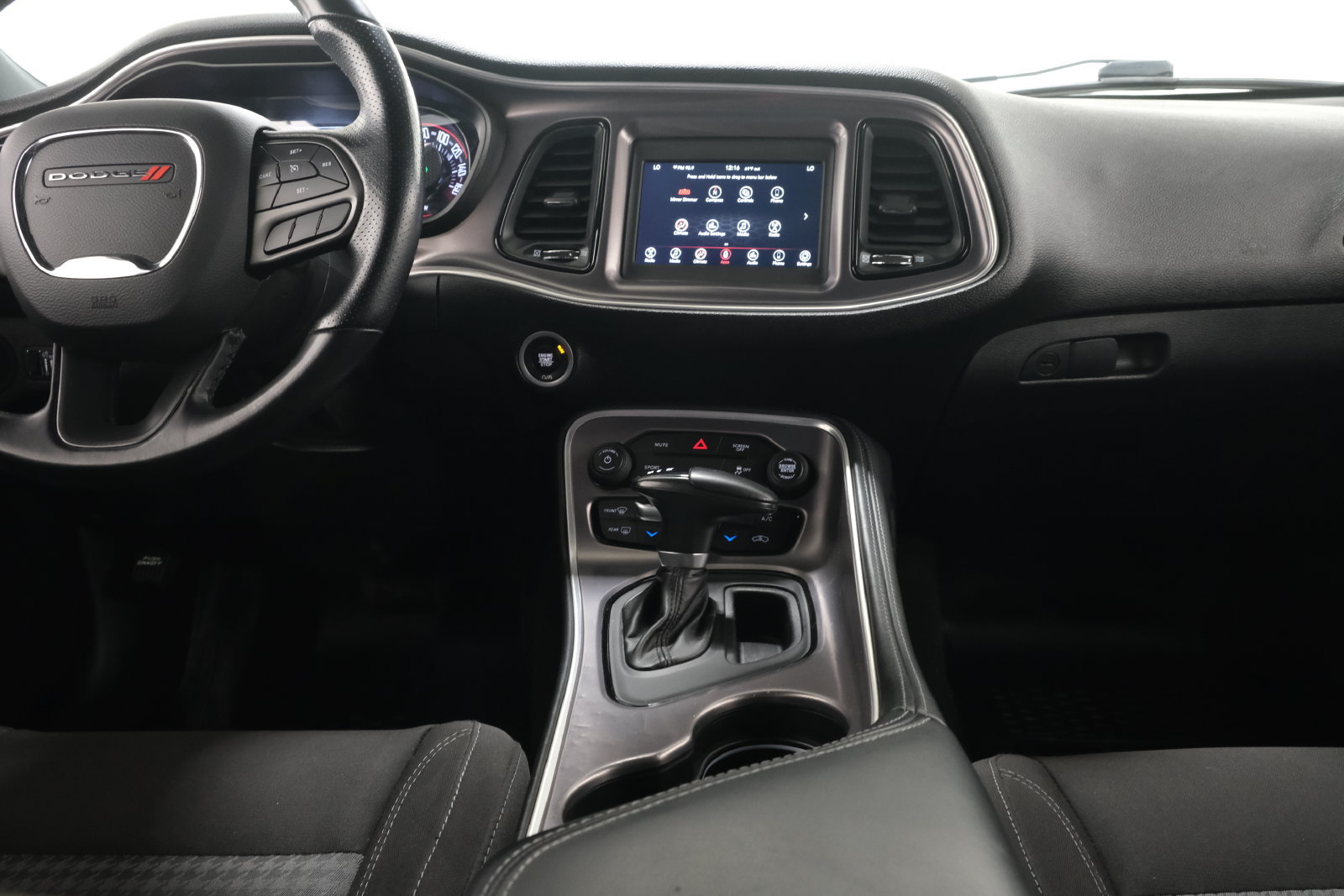 Used 2021 Dodge Challenger SXT RWD image 10