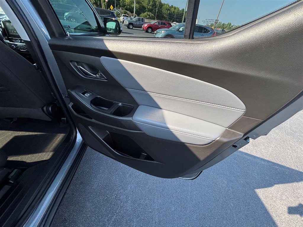 Used 2019 Chevrolet Traverse LT image 22
