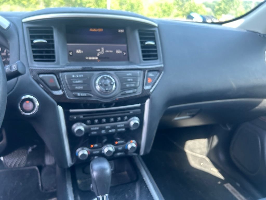 Used 2020 Nissan Pathfinder SV w/ Rock Creek Edition AWD/4WD image 17