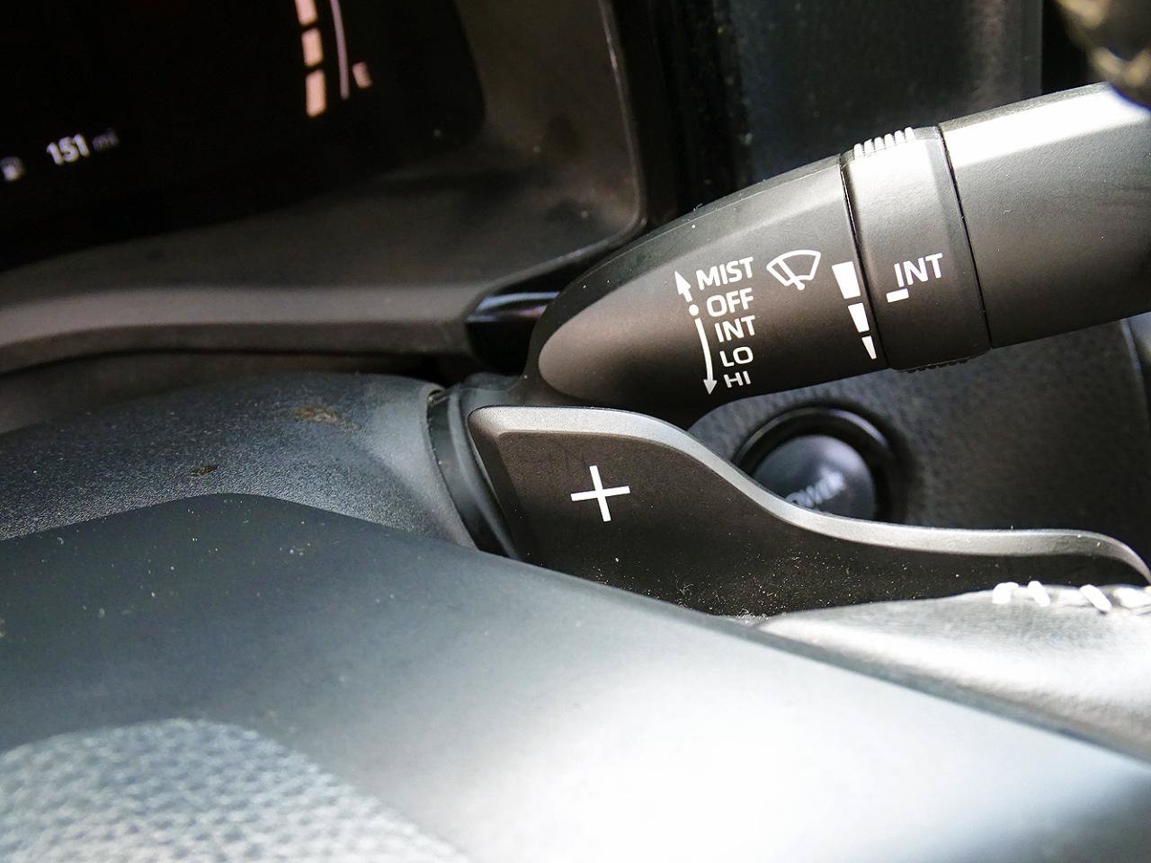 Used 2025 Toyota Camry SE w/ Convenience Package FWD image 37