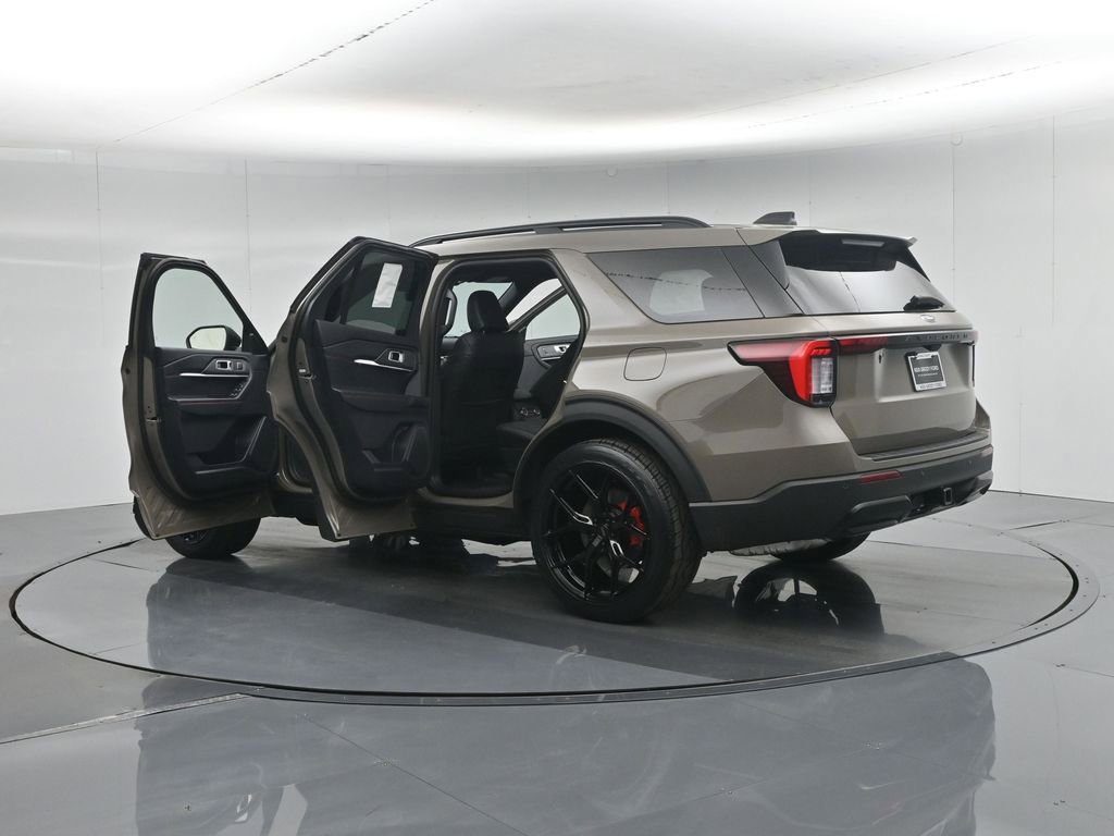 New 2026 Ford Explorer ST-Line RWD image 34
