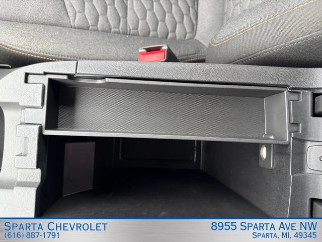 Used 2020 Chevrolet Equinox LT w/ Driver Convenience Package FWD image 27