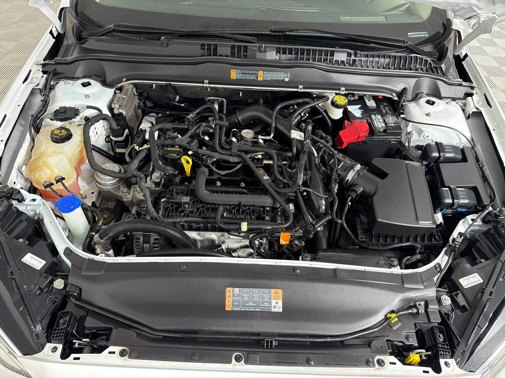Used 2019 Ford Fusion SEL FWD image 26