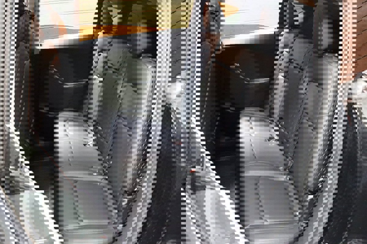 Used 2023 Tesla Model Y Long Range image 41