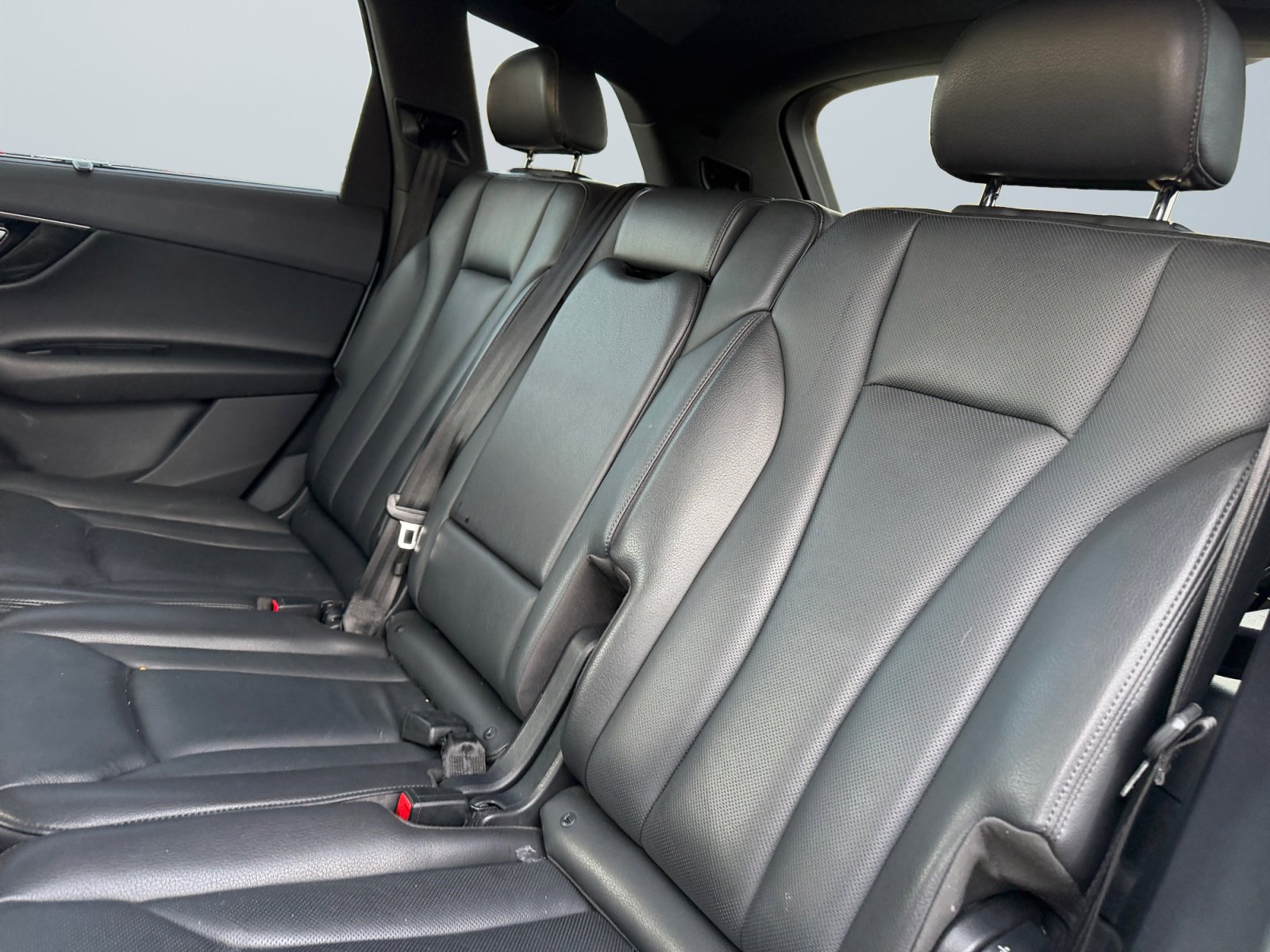 Used 2019 Audi Q7 3.0T Prestige image 14