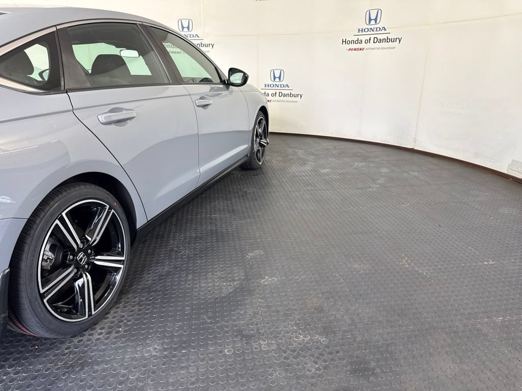 Certified 2023 Honda Accord Sport image 4