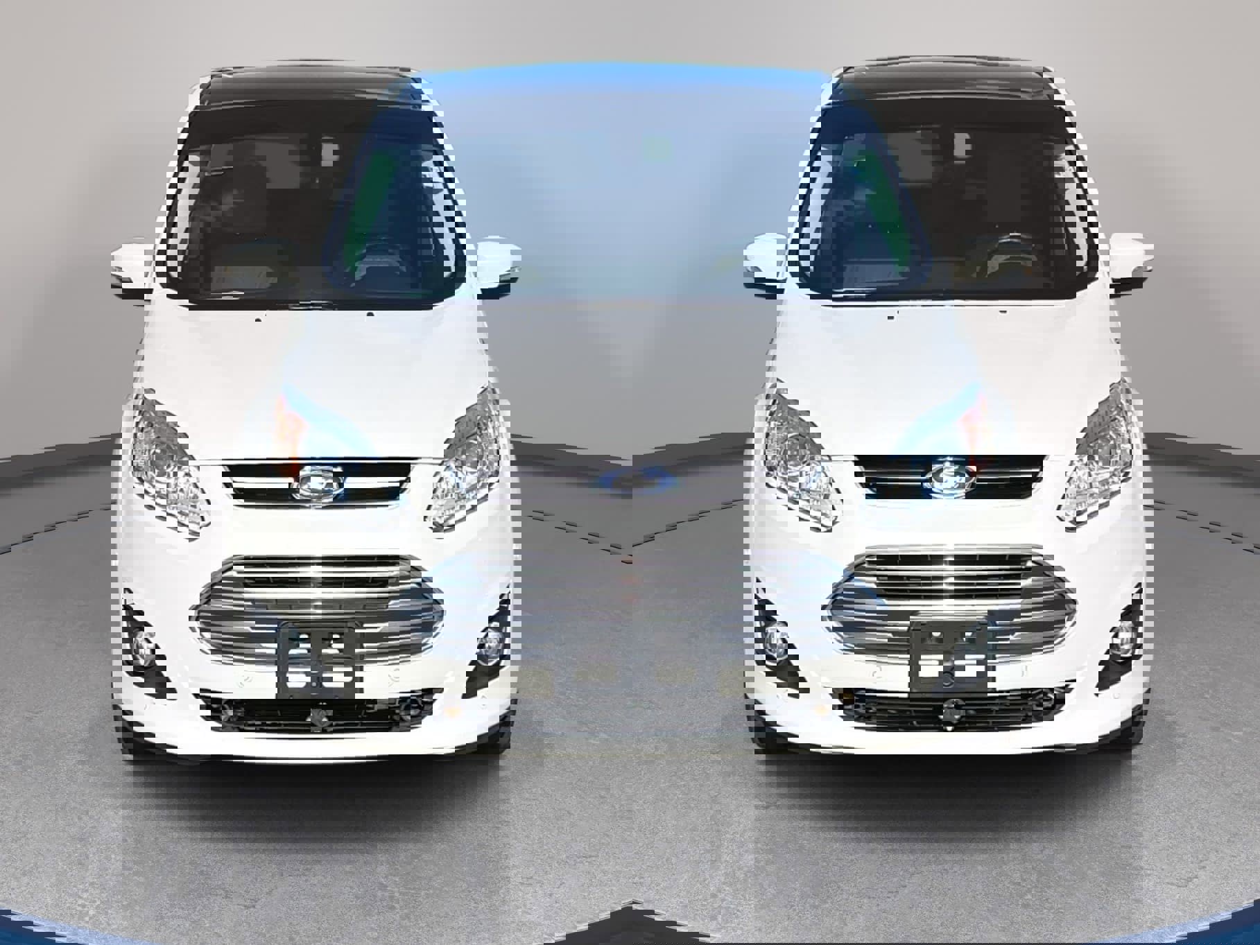 Used 2017 Ford C-MAX Titanium w/ Equipment Group 301A image 2