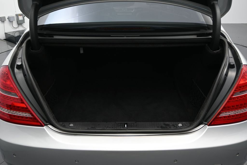 Used 2011 Mercedes-Benz S 550 4MATIC image 16
