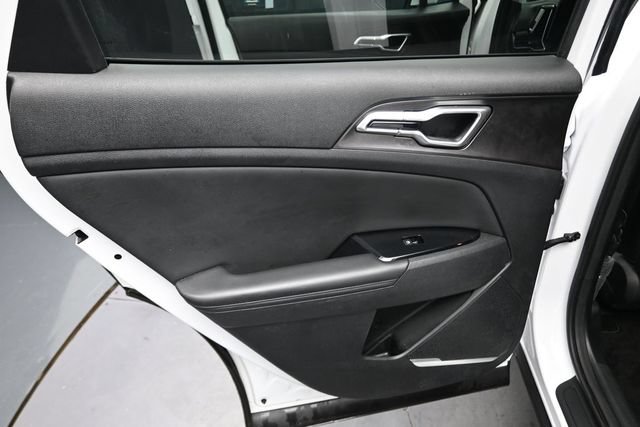 Used 2023 Kia Sportage EX FWD image 17