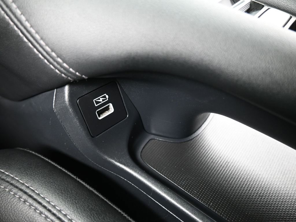 Used 2023 Honda HR-V EX-L image 31