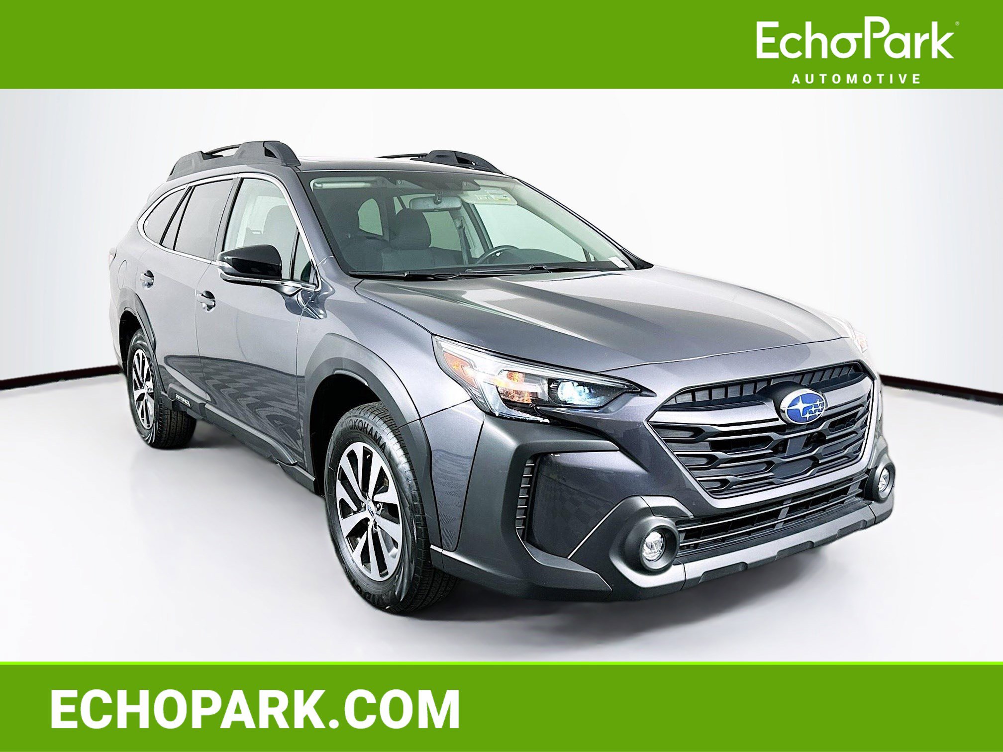 Used 2025 Subaru Outback Premium AWD/4WD image 1