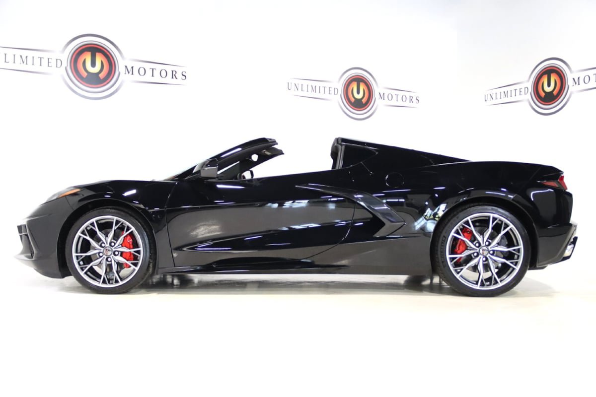Used 2024 Chevrolet Corvette Stingray Preferred Cpe w/ 2LT RWD image 32
