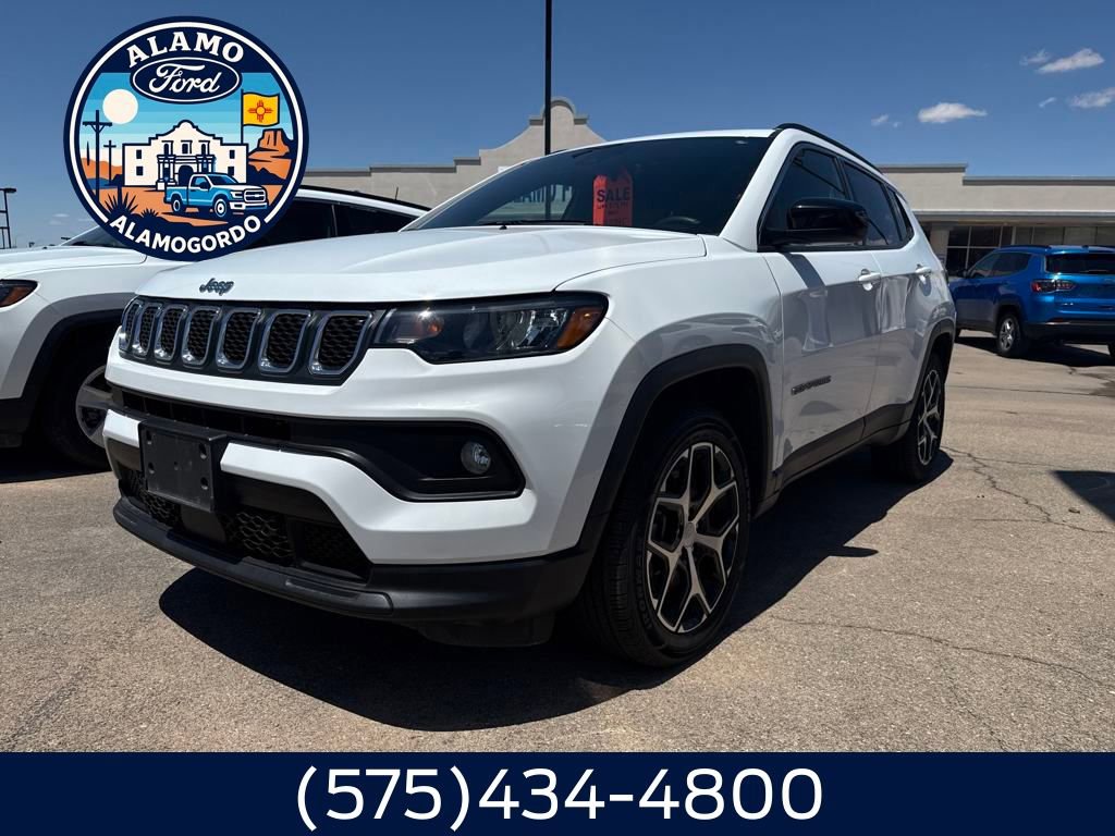 Used 2024 Jeep Compass Latitude