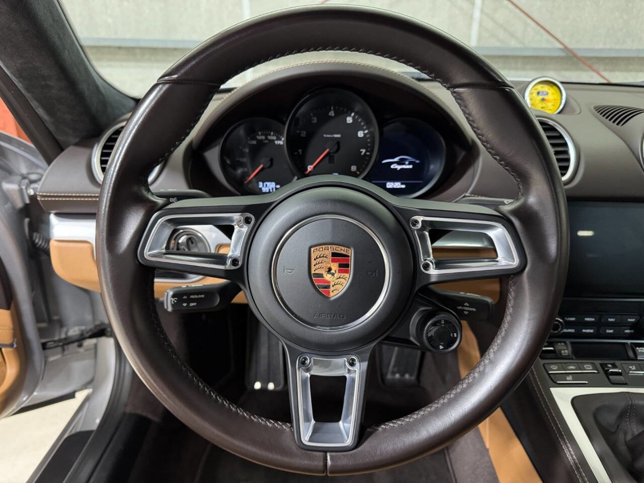 Used 2018 Porsche 718 Cayman w/ Sport Chrono Package image 26