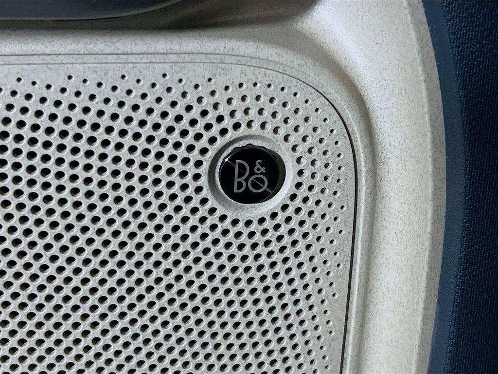 New 2026 Ford Maverick Lariat image 13